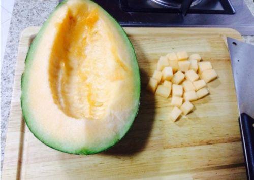 哈密瓜套装吃鸡,美味与乐趣并存