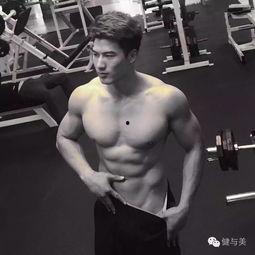 健身明星脸,塑造完美身材的秘密武器揭秘”